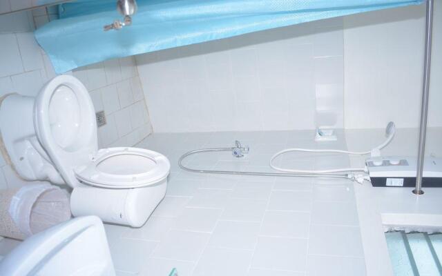 Ashley and Bill's Suites 'N Garden