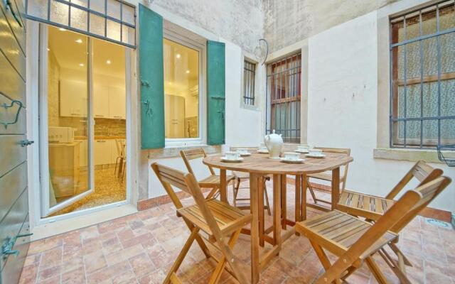 DolceVita Apartments N 374