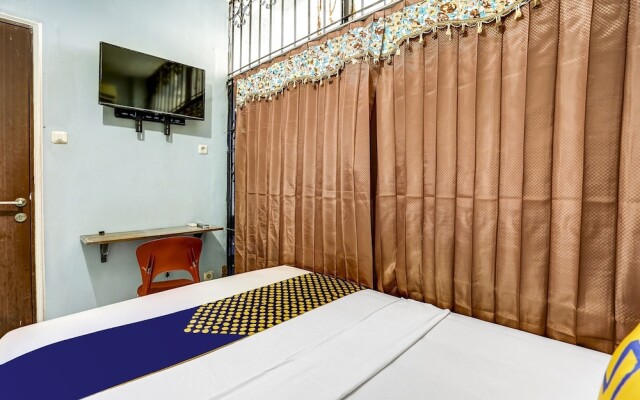 SPOT ON 90147 Gosepa Ambengan Plaza