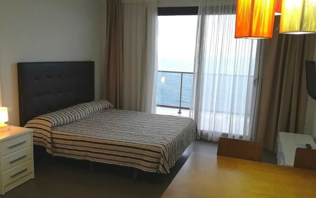 Aparthotel El Faro