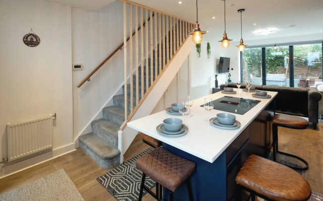Superb 3bedroom House in Greenwich With Parking