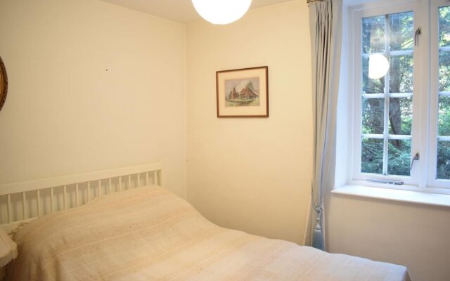 Calm 3 Bedroom Apartment in Wandsworth