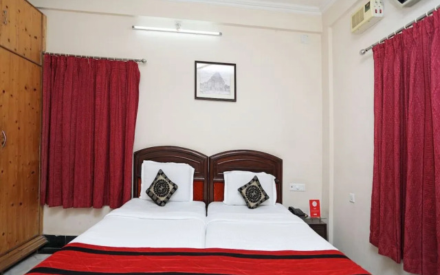 OYO 3286 near Kalinga Hospital