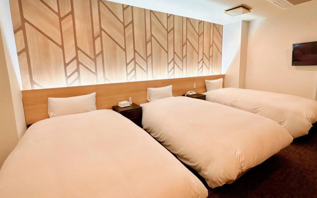 E Hotel WARABI