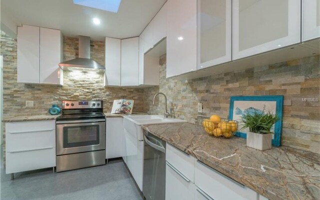 Calle de Peru by Beachside Management