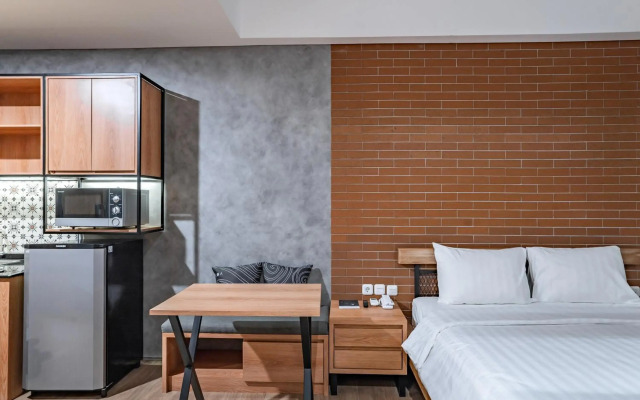 LOA Living Solo Baru