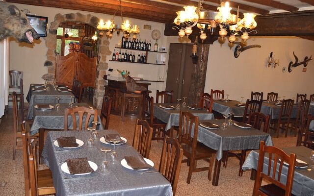 Hostal Restaurant Pous de la Neu