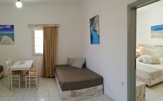 Evina Rooms & Suites