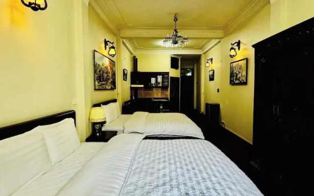 IL Divo 8 Hàng Đào Hostel & Spa