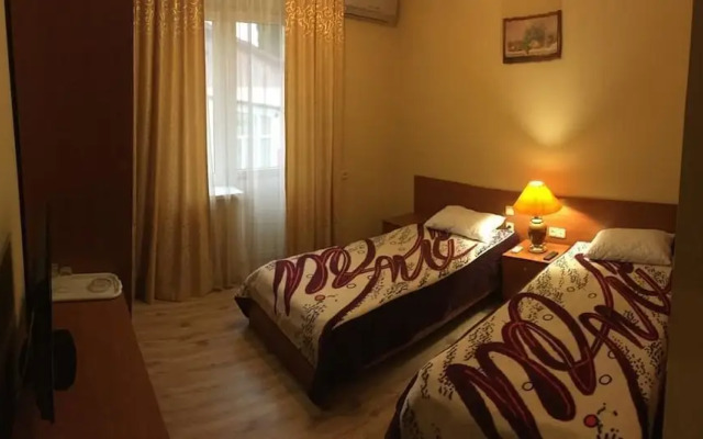 Hotel Oazis