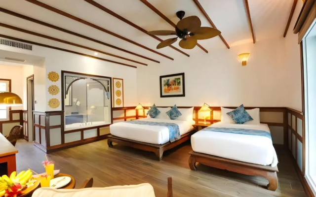 Ban Lao Hotel