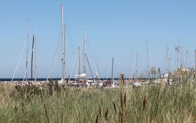 Peaceful Apartment in Kuhlungsborn with Garden