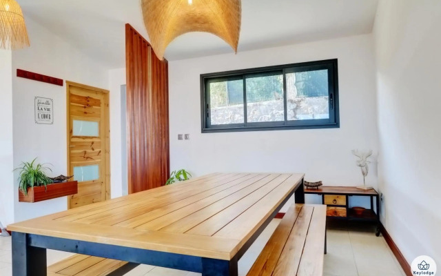 Villa Aïna - Piscine 4 étoiles - Vue mer - Saint Leu