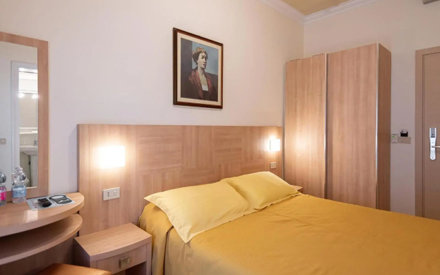 Hotel Corinna