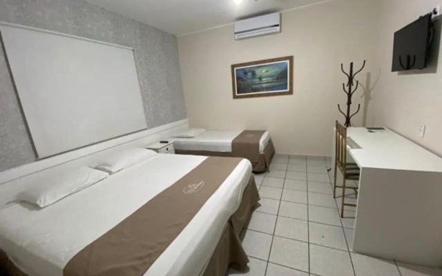 Hotel Colonial