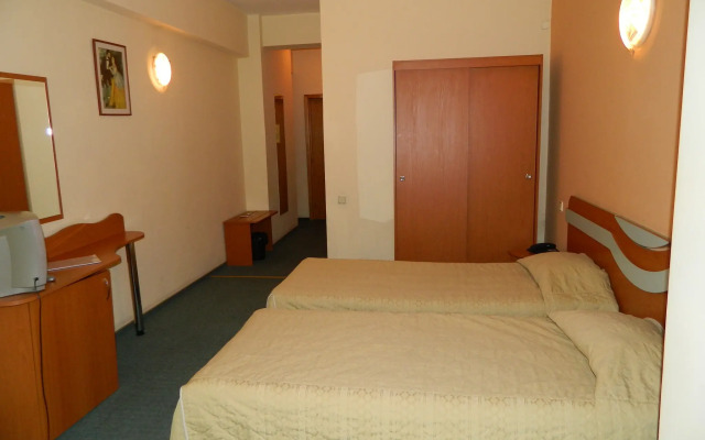 Elizeu Hotel