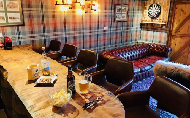 Lairds Lodge
