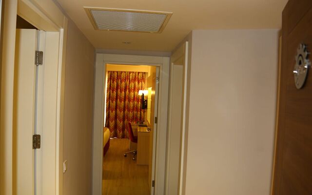 Sunmelia Beach Resort Hotel & Spa