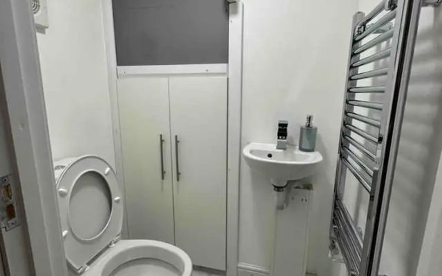 3-bed Home, Sleeps 8, Ideal for Large Groups
