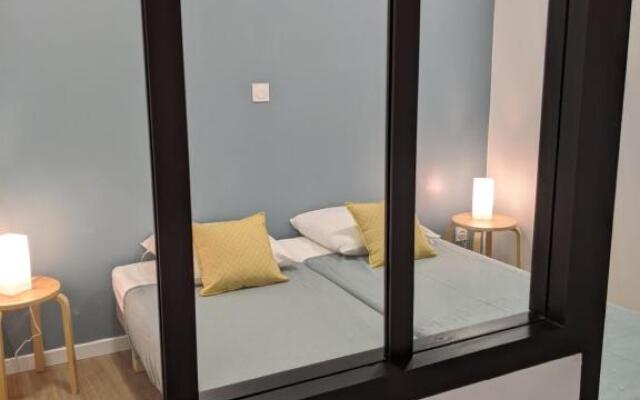 studio plein centre ville 10A