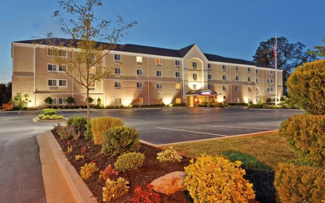 Candlewood Suites Bowling Green by IHG