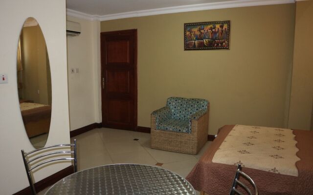 Ridge Over Suites
