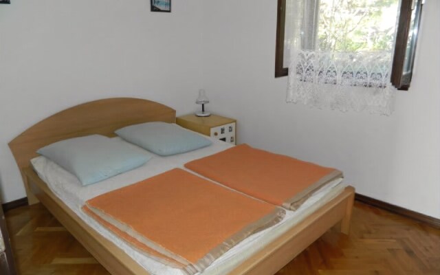 Apartments Zlatko