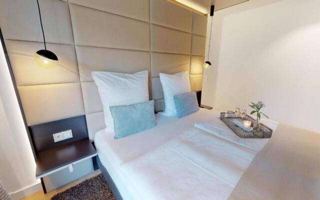 White Pearl Apartment 1.05