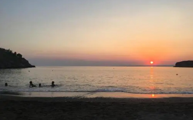 Onar Studios & Residences