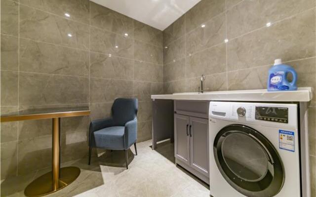 Echarm Hotel Nanjing Banqiao Liucun Metro Station