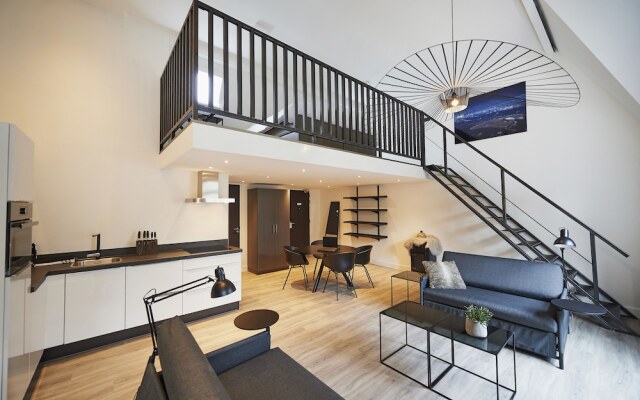 "DE BANK" - Hotel Apartments