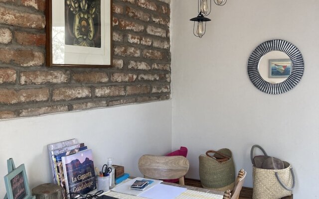 The Mantarraya Outpost Bed & Breakfast