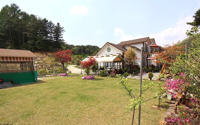 Wongju Pine Pension