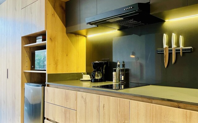 Muttuo by Wynwood House