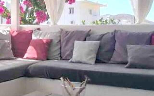 Holiday Home 5 Bedrooms - Ios
