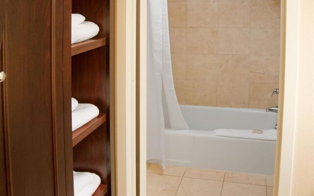 Sheraton Westport Plaza Hotel St. Louis