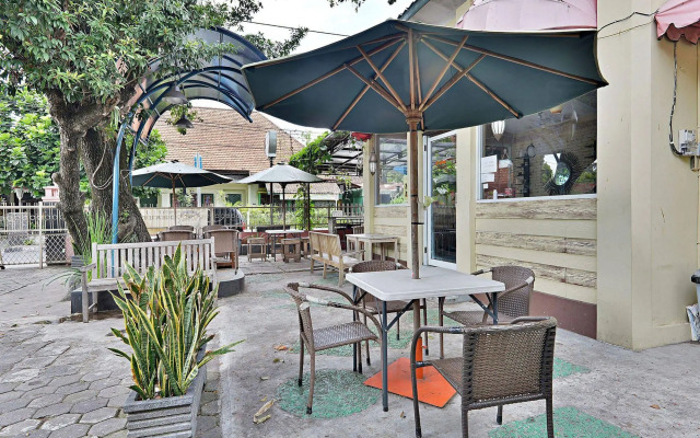 ZEN Rooms Panembahan Kraton
