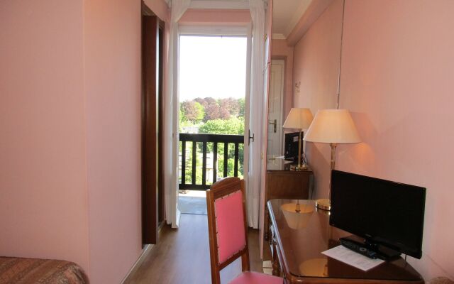 Hotel Moderno