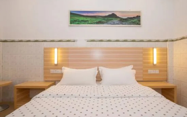 Tianhong Hotel (Nanning Sulu Subway Station Anji Passenger Transport Terminal Subway Station Branch) – Guest Rooms – Nanning