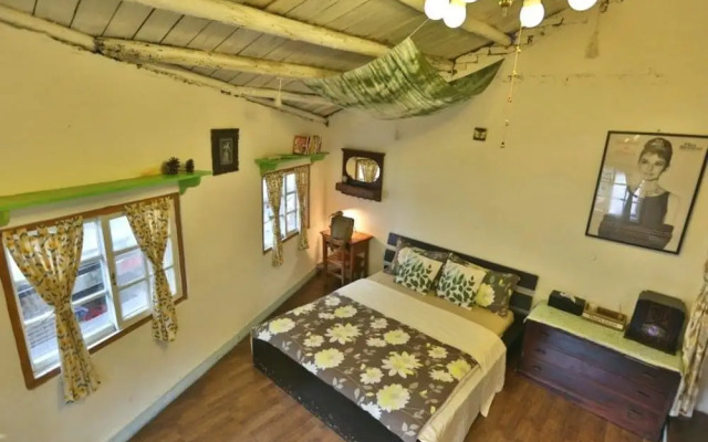Moonriver Hostel