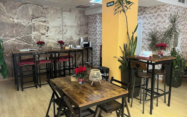 Debod Hostel