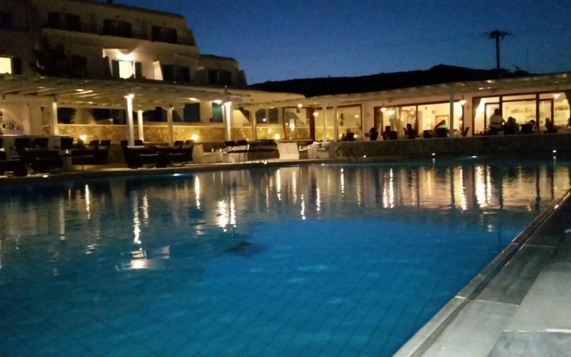 Yiannaki Hotel