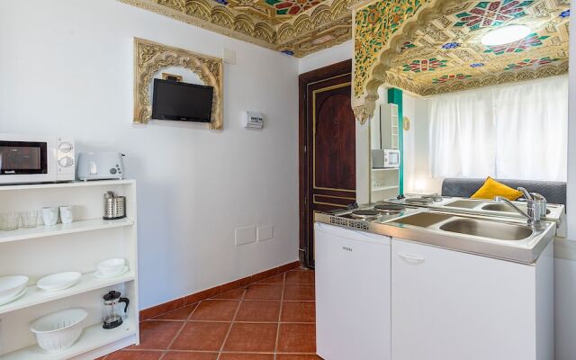 Casablanca Studio Citycenter - Adults Only