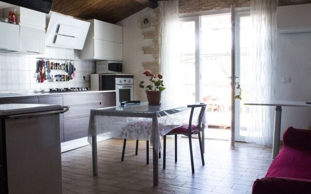 Eden Lilli - B & B Cartoceto