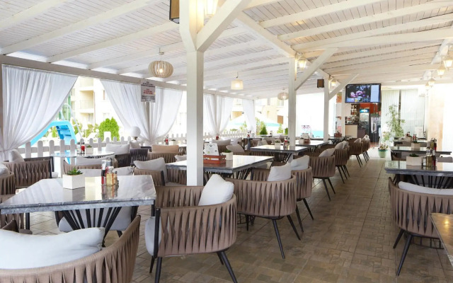Apart Hotel Vechna R