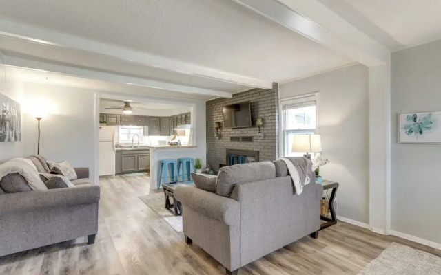 Walkable & Updated Nevada Home: Family Friendly!