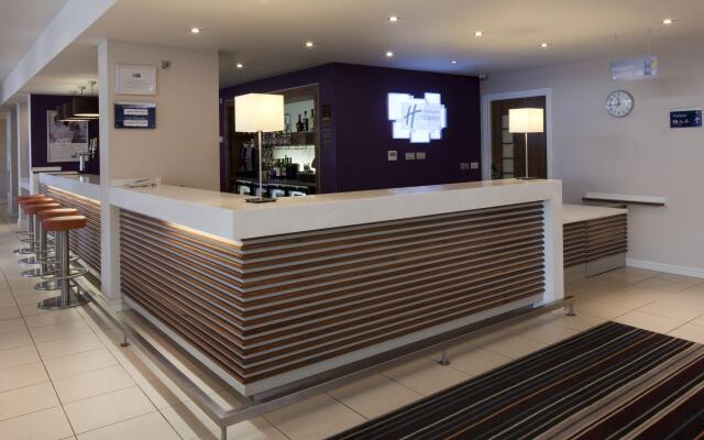 Holiday Inn Express Walsall M6J10 by IHG