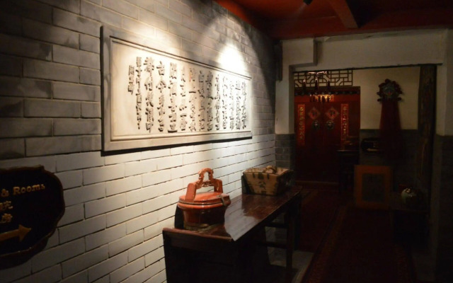 Double Happiness Beijing Courtyard Hotel