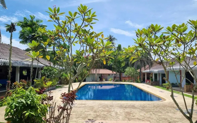 Maikhao Garden Resort