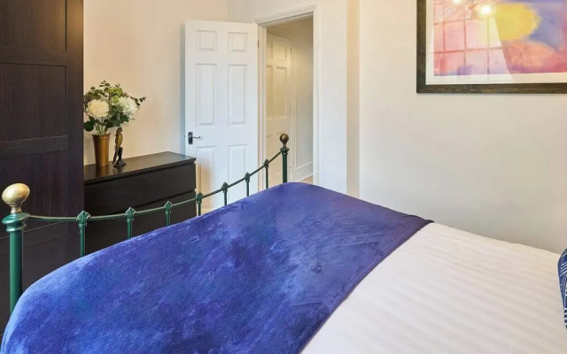 Host Stay Grand Parade Apartment